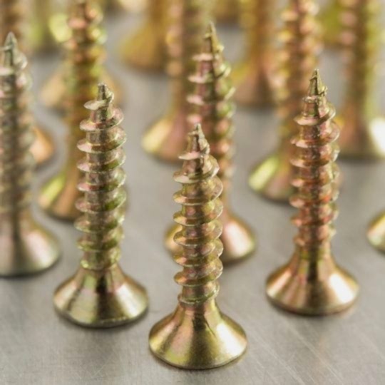 Production of Custom Screws, Bolts and Fasteners (EN)